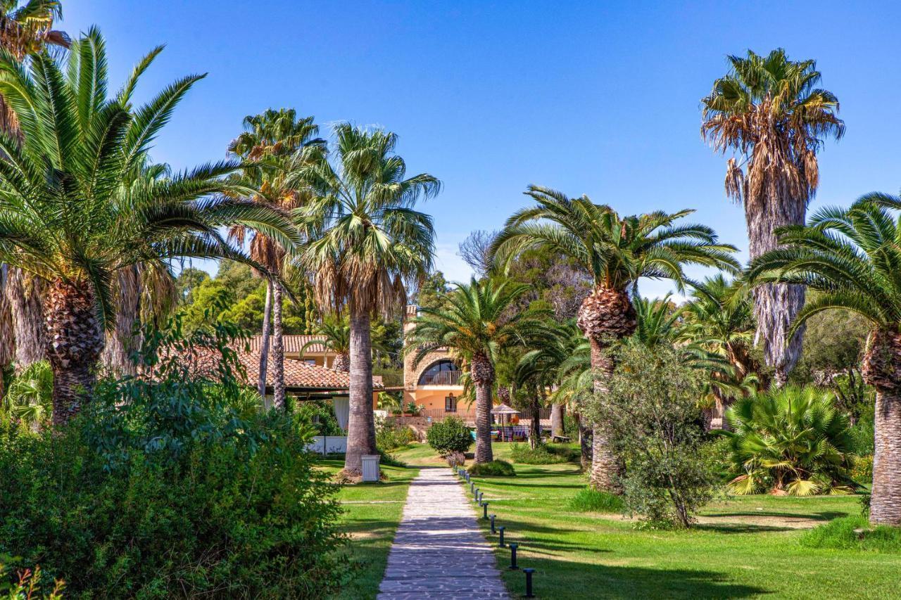 Hotel Costa Dei Fiori Santa Margherita di Pula Exterior foto